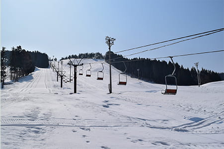 湯殿山スキー場